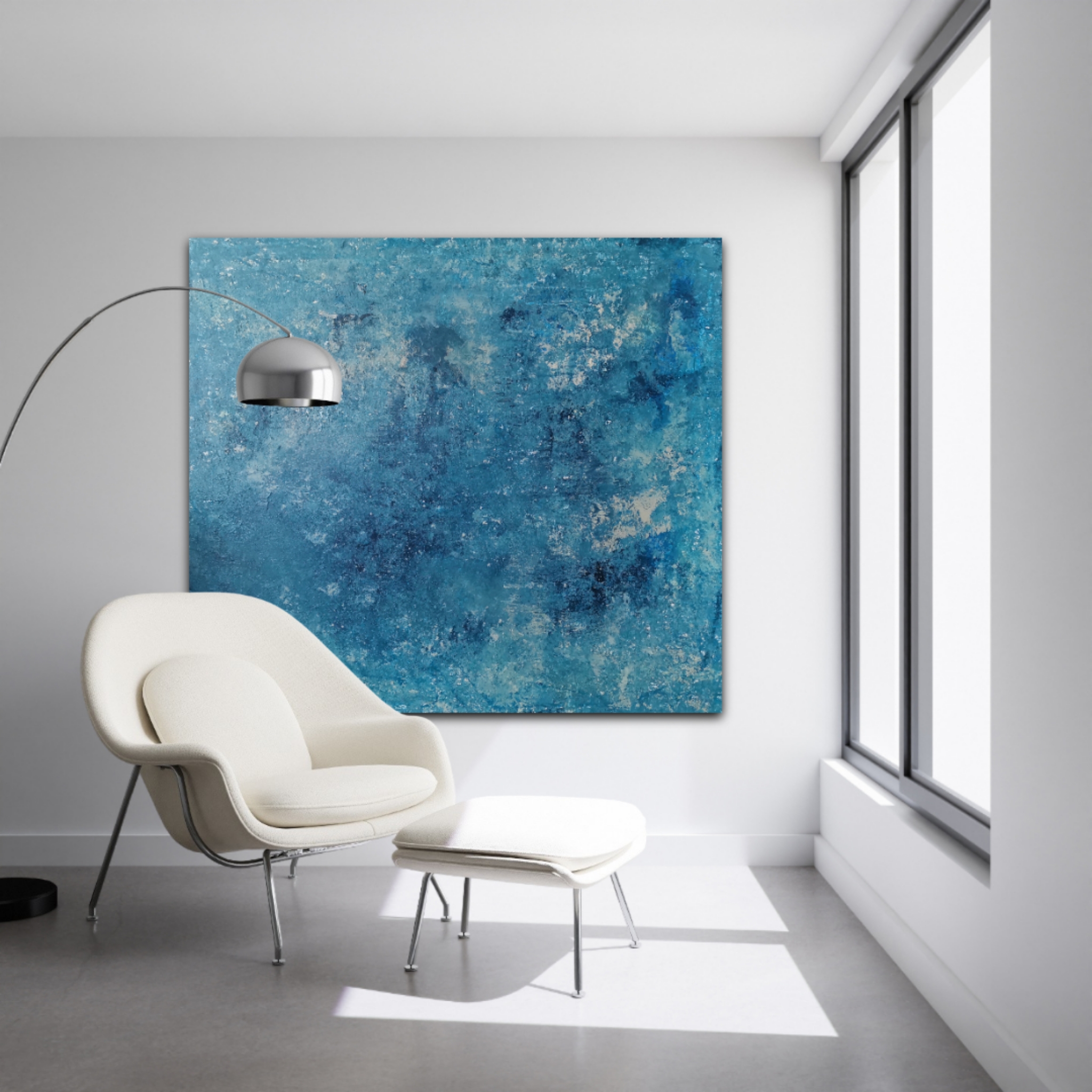insituartroom_Blue Globe III